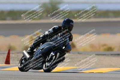 media/Oct-08-2022-SoCal Trackdays (Sat) [[1fc3beec89]]/Turn 14 (1050am)/